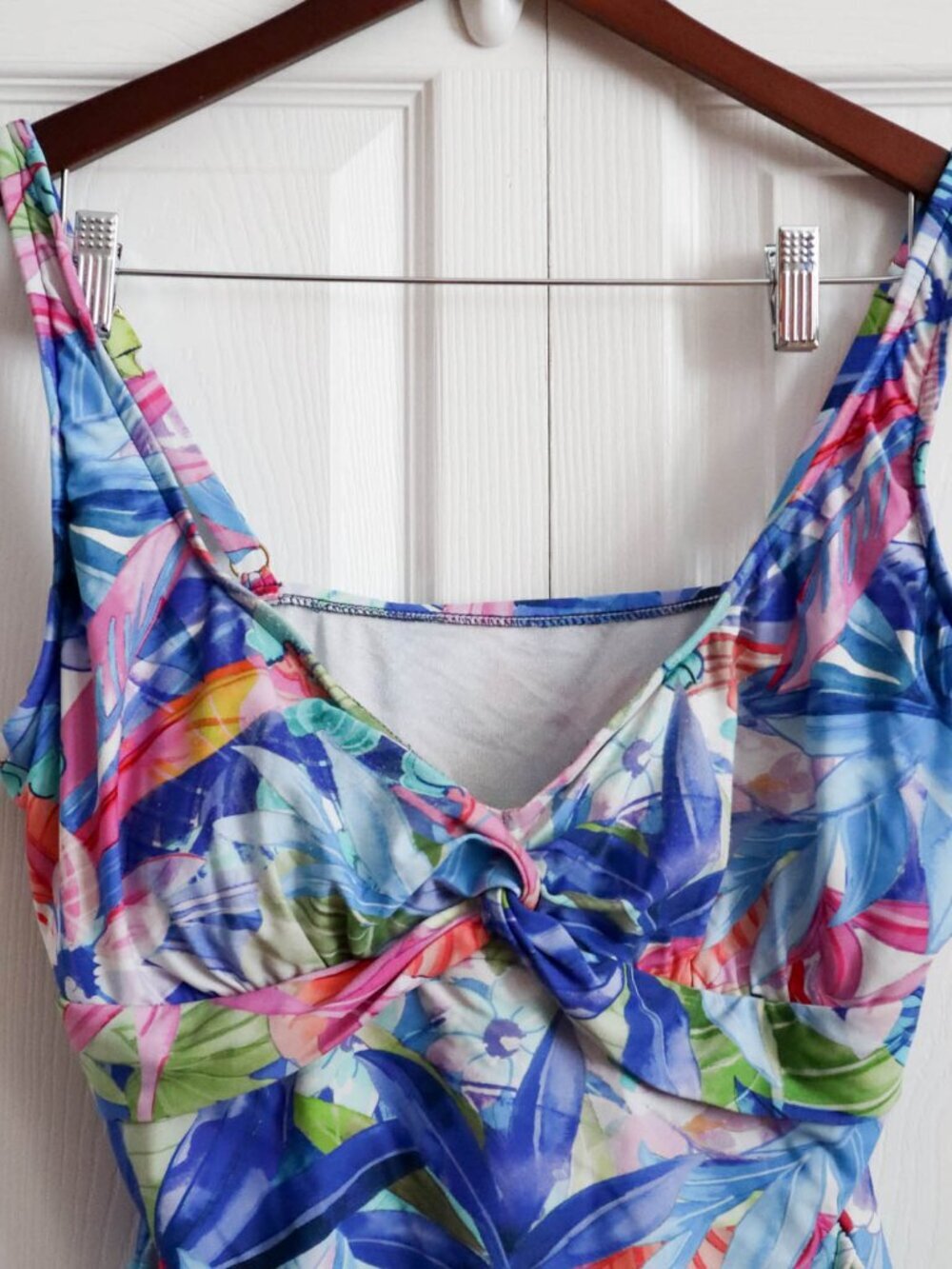 Maxine of Hollywood One Piece Swimsuit Bathing Suit Tropical Floral Sz 18 - Picture 2 of 7